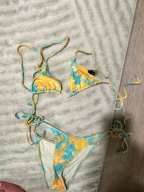 triangl swimwear light blue and yellow floral bikini top VELVET